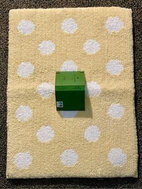 Kate Spade New York Yellow & White  Polka Dots Plush  Bath Mat New Size 17x24